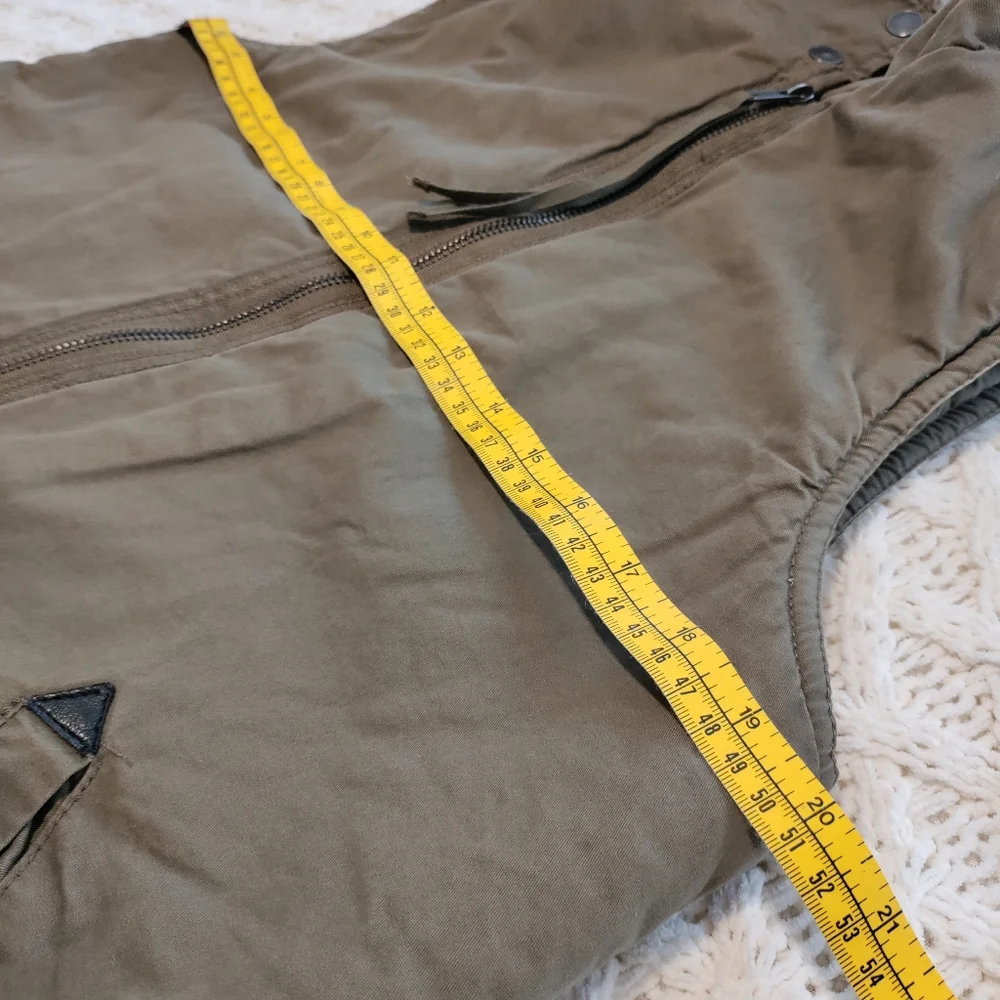 Thread & Supply Women's Full Zip Sherpa Lined Collared Vest Olive Green Size L - Picture 7 of 14